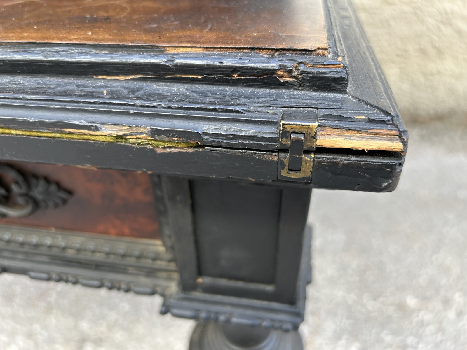 antiker Schreibtischsekretär Möbel Antiquität 1740 Schrank Möbel requisite Film Leihmöbel Schreibschrank
