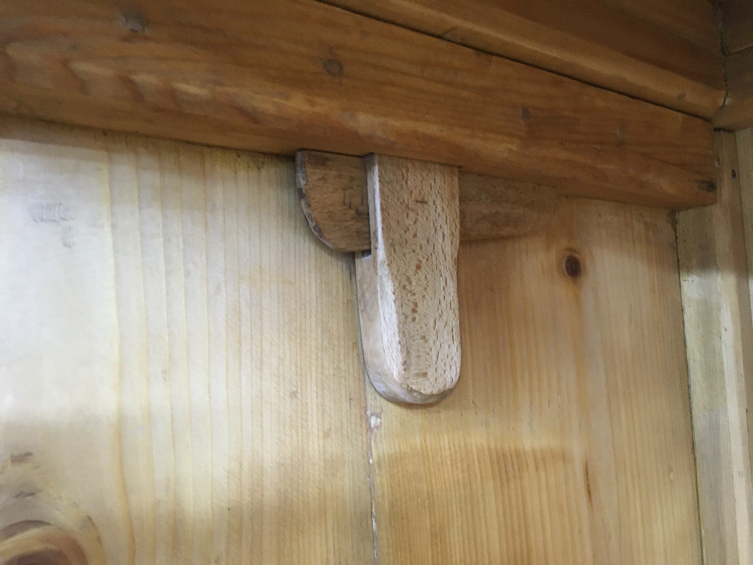 Schrank Steckschrank Klapptüren Kleiderschrank antik restauriert Sakristeischrank