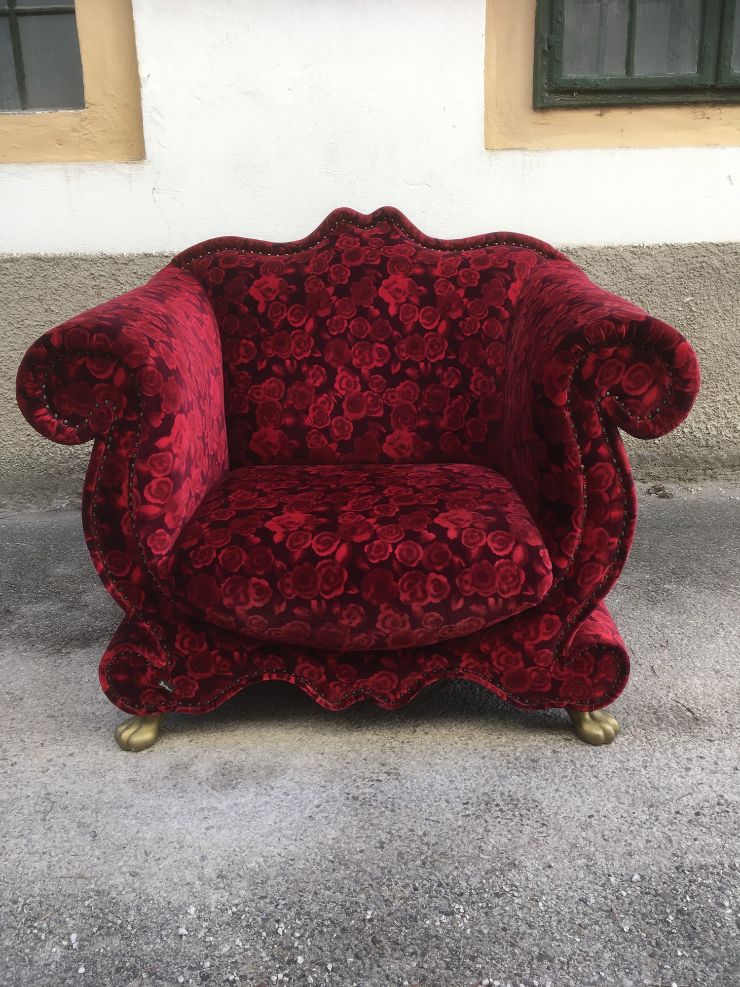 BRETZ Sofastuhl Emily rot Rosenstoff Designklassiker