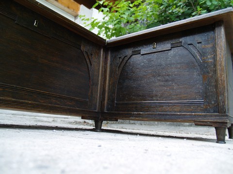 Jugendstil Ornament Truhenbank