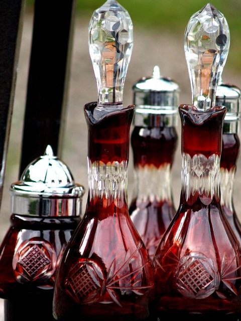 MENAGE Gewürzmenage Groß Metall Kristallglas Rot silber Bleikristallglas Gewürzmenage Rubinrot antik Vintage Flaschen