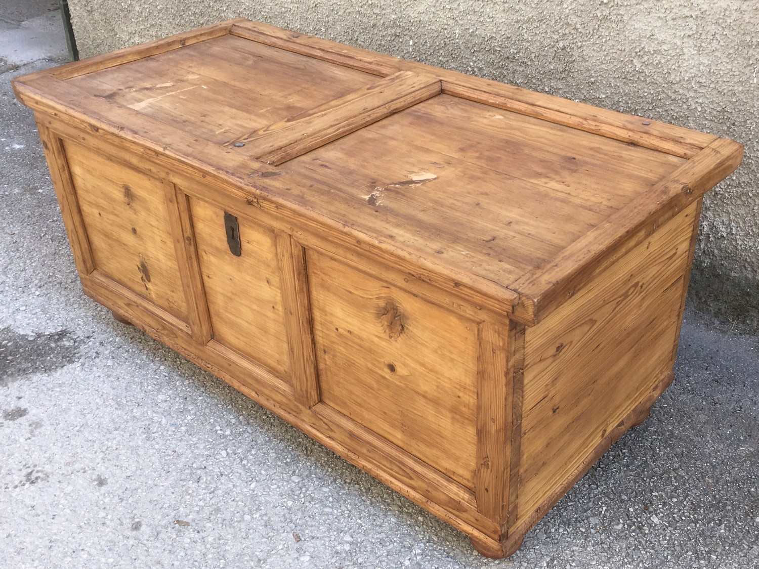 Truhe Landhaus Weichholz antik groß Flachdeckel Kiste groß