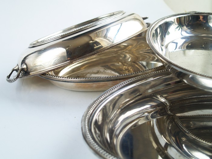 Servierplatte versilbert mit Deckel Vintage