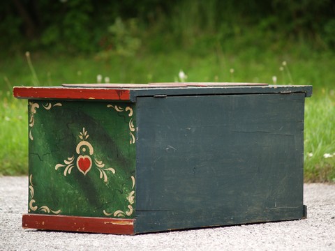 Bauerntruhe grün