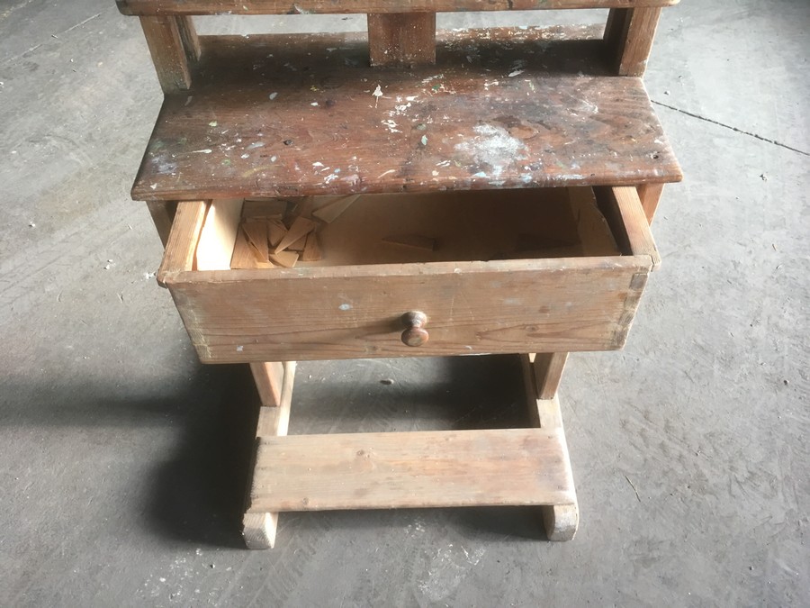 Staffelei Lade antik