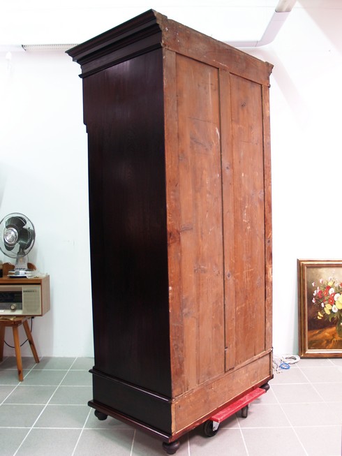 Dielenschrank restauriert Gründerzeit