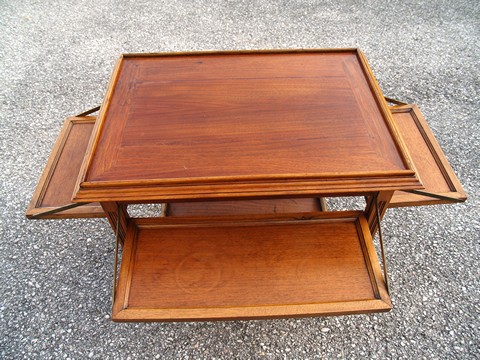 Servierwagen ausklappbar antik