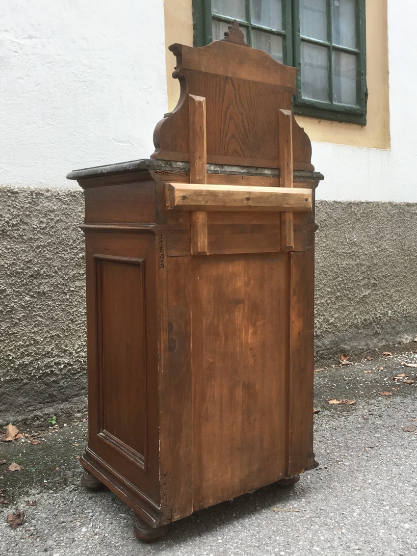 Schrank Marmor Nuss Neobarock antik