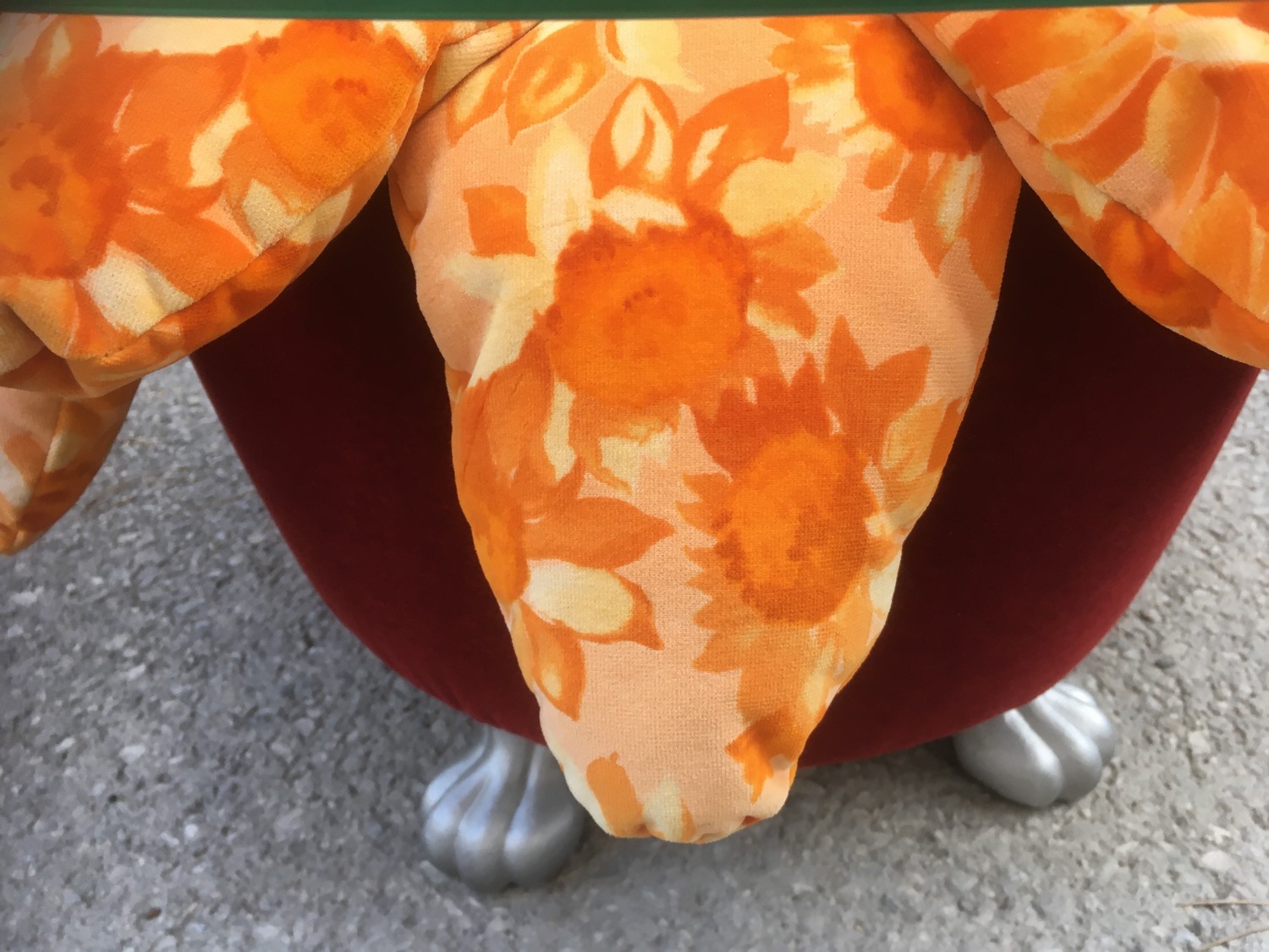 BRETZ Tisch SUNNY Couchtisch Sonnenblume rot orange Tatzenbeine