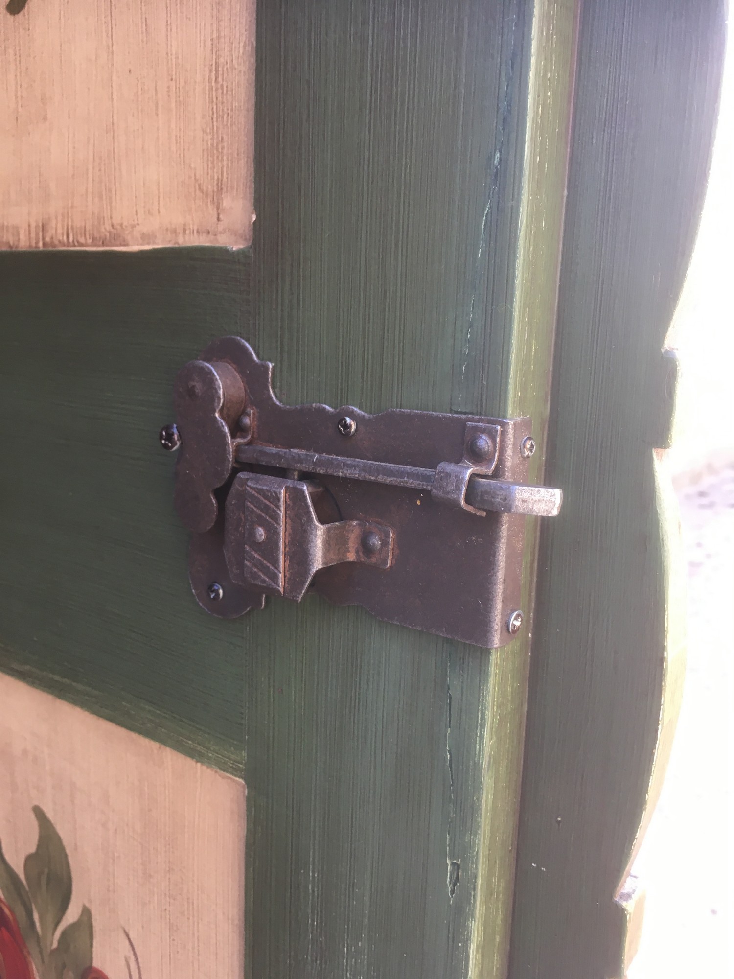 Bauernschrank Kleiderschrank Schrank handbemalt Bauernkasten Landhaus