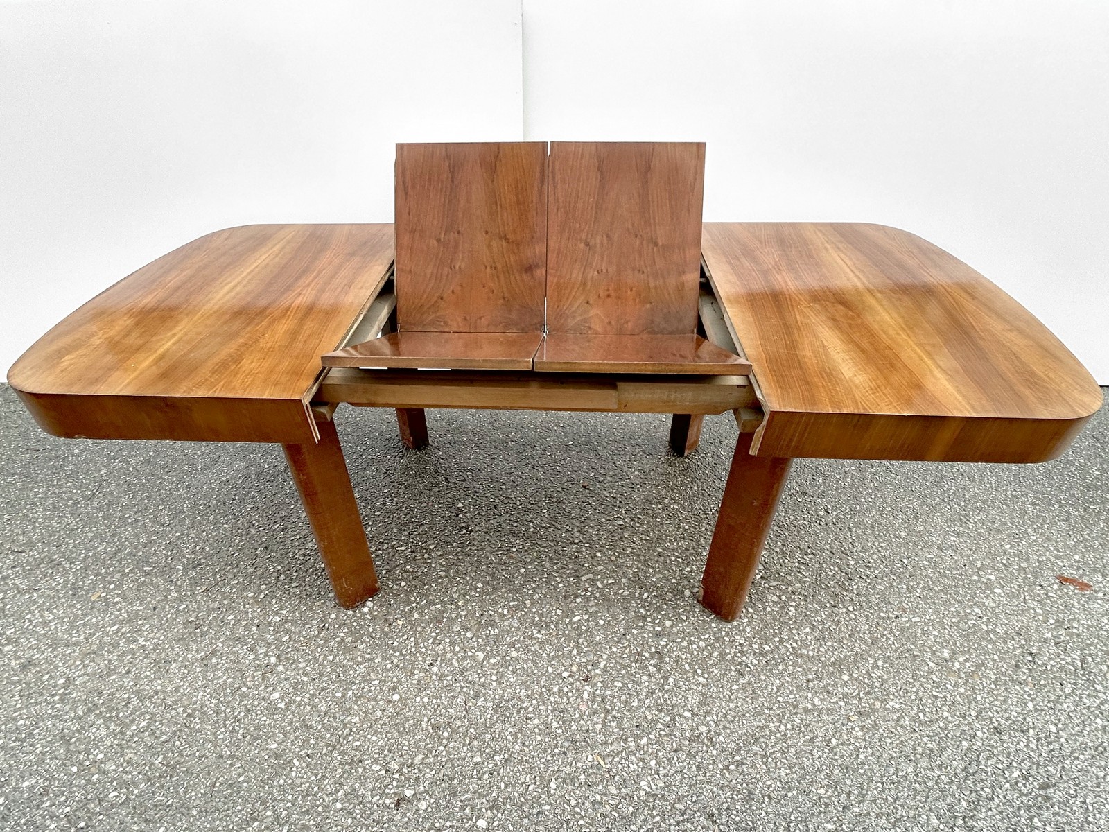 artdeco tisch antik ausziehbar nuss art deco Speisetisch massivholz antiquität brutalistisch Refugiumstisch