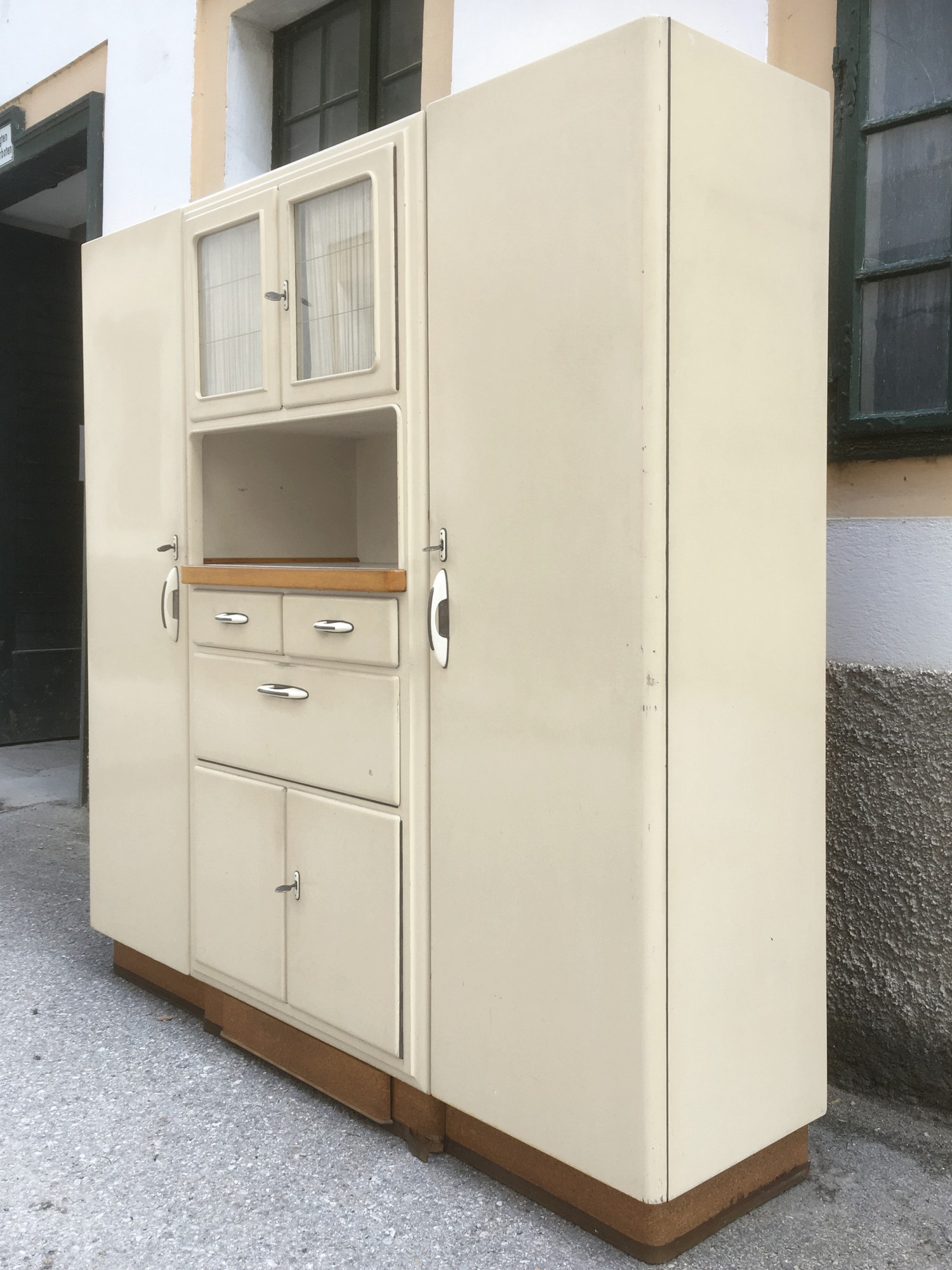 Omas Küchenschrank creme Kredenz Vintage Küche