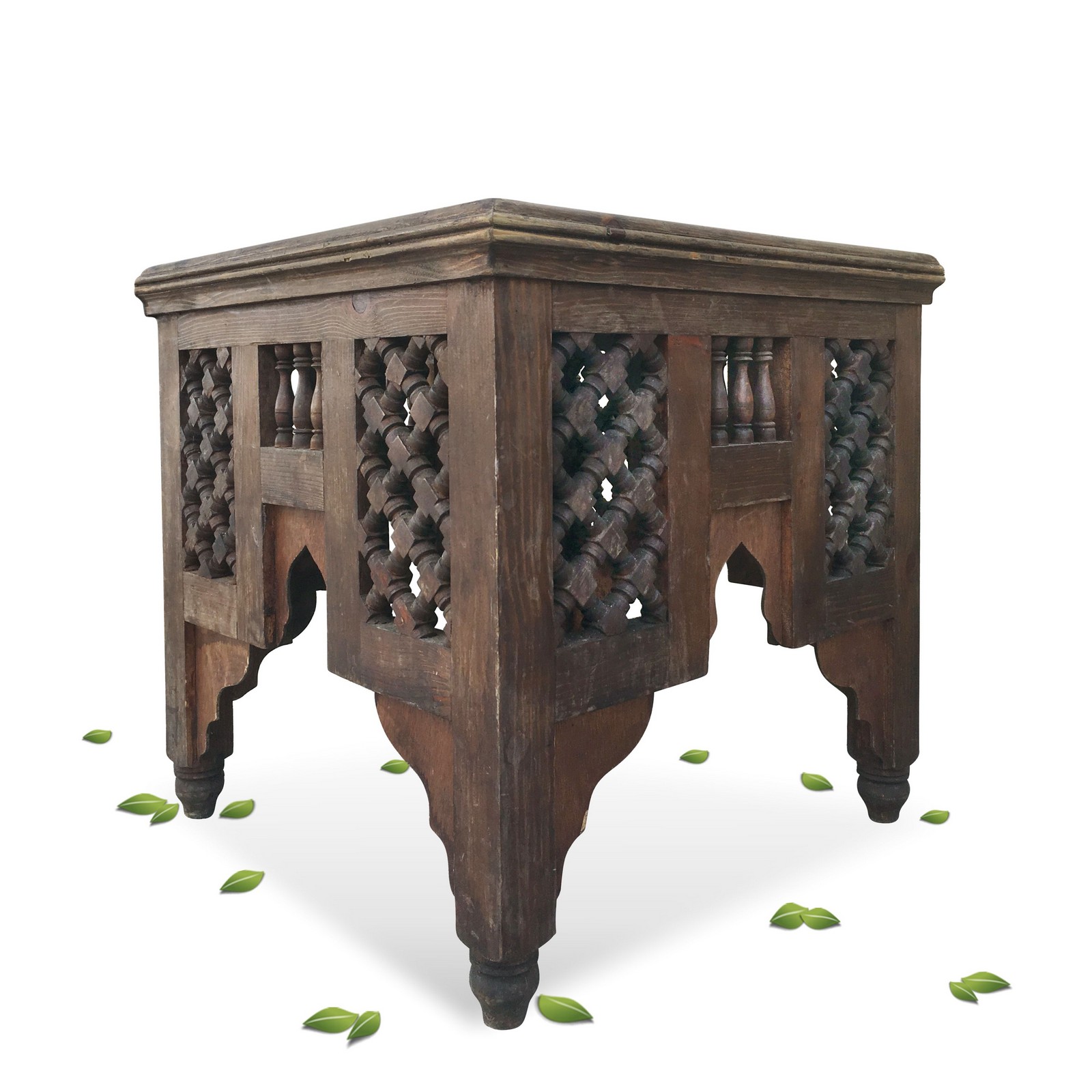 Tisch Vollholz üppig in der Fertigung schöner Beistelltisch Couchtisch massiv Vollholz Tisch antik