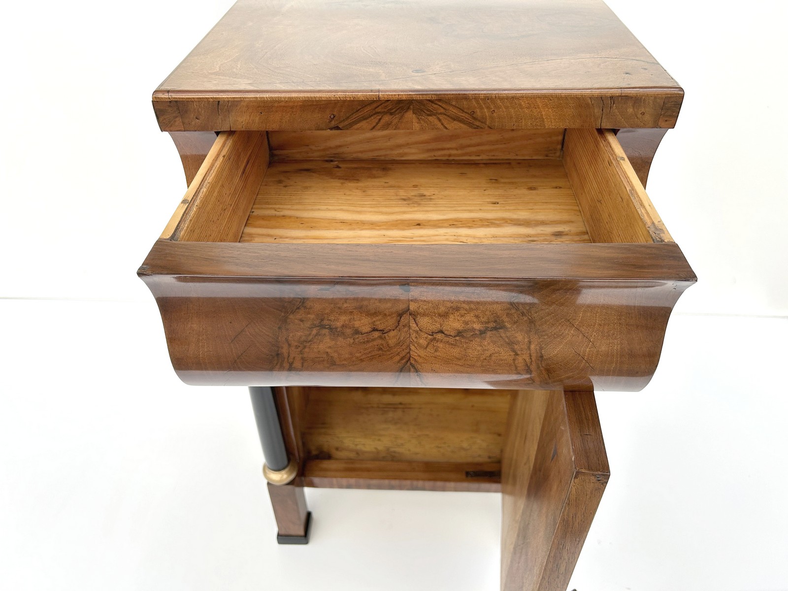 Antike Biedermeier Kommode Nachtschrank Nuss restauriert