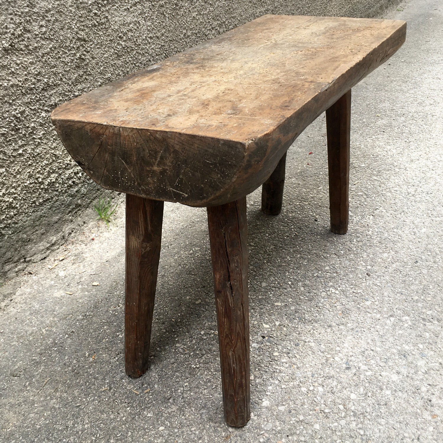 Bauerntisch antik Vollholz Hackstock Blumenbank Möbel Weinstube Bar