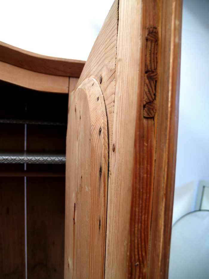 Schrank antik