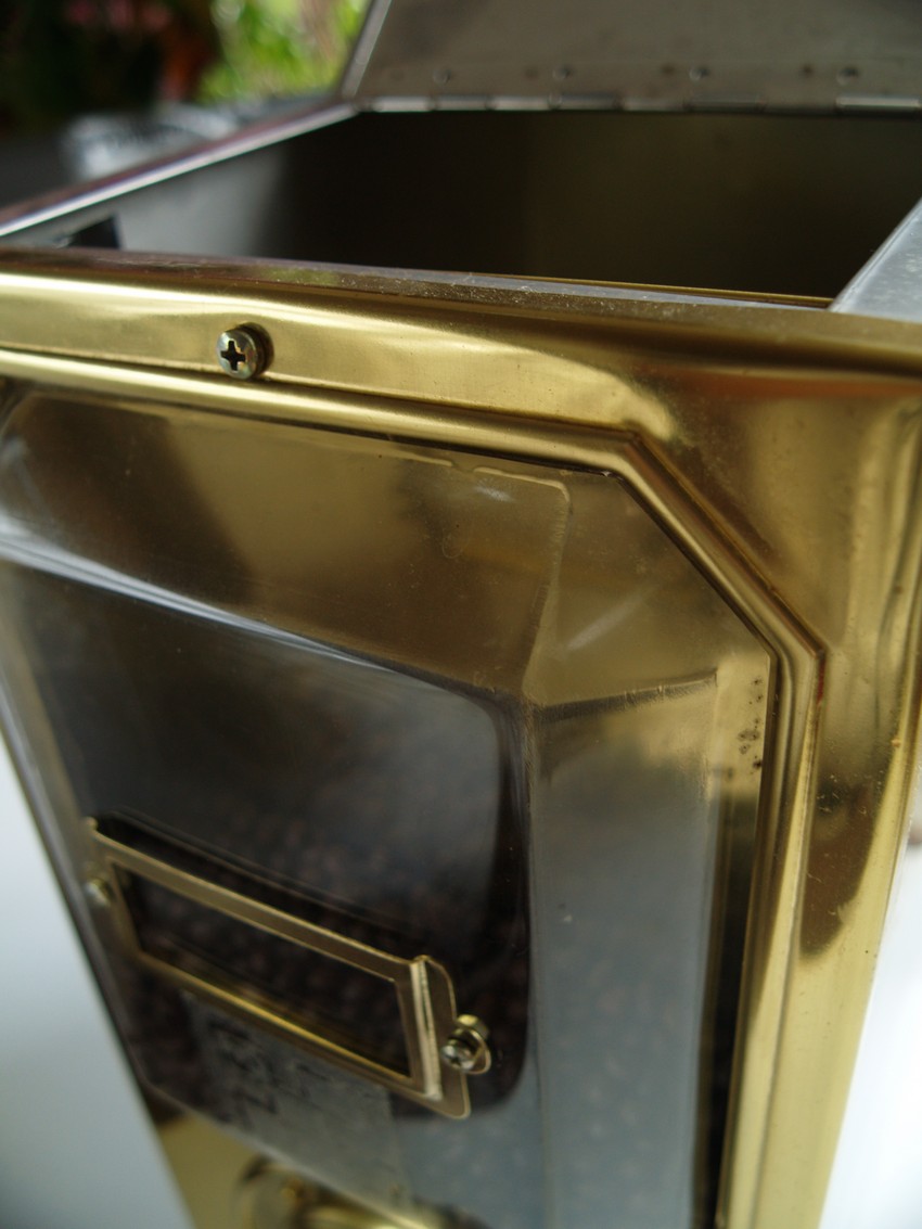 Kaffeeschütte Messing