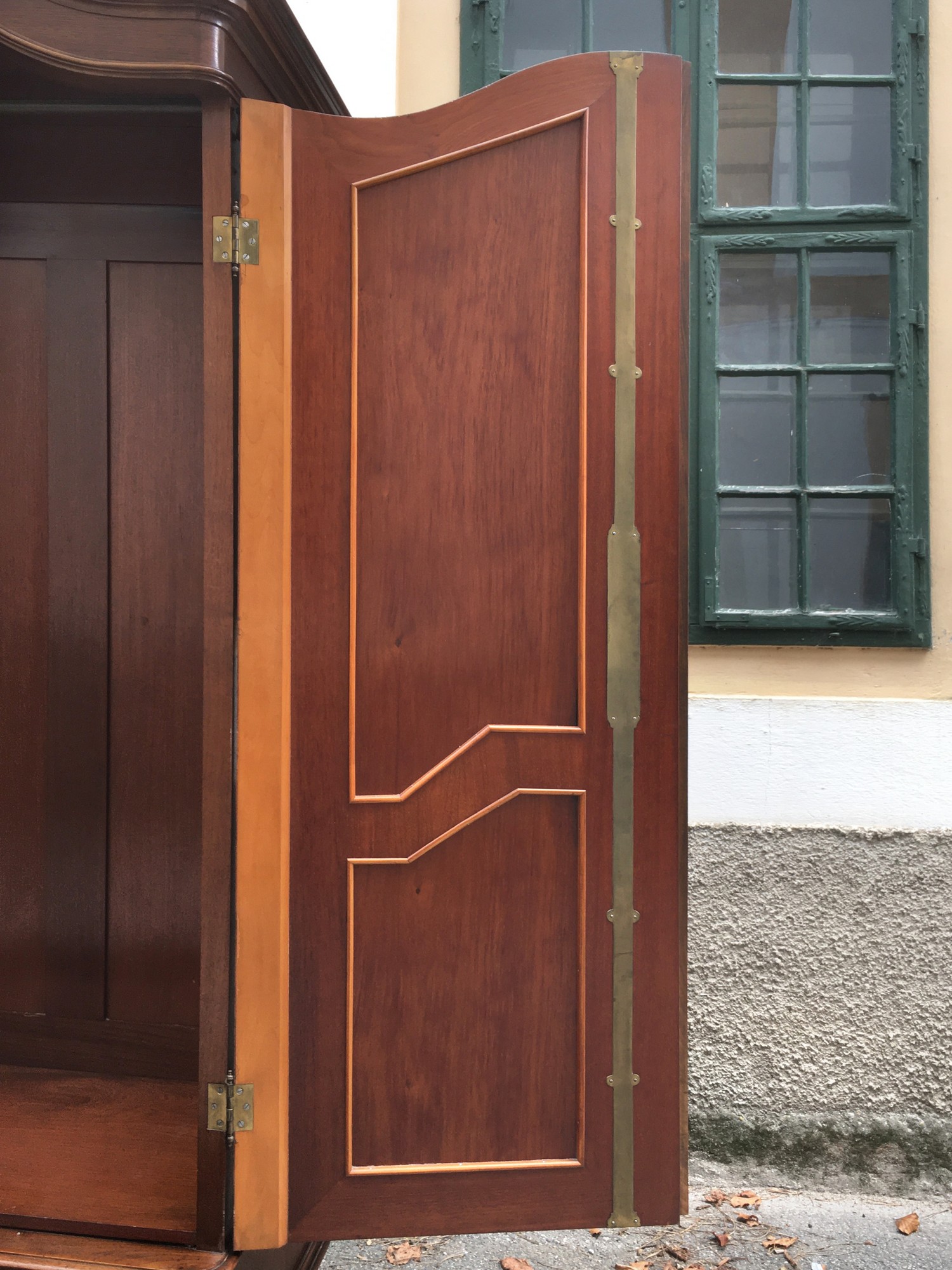 Historismus Schrank Kleiderschrank antik beschnitzt Wiener Pfeifenbarock