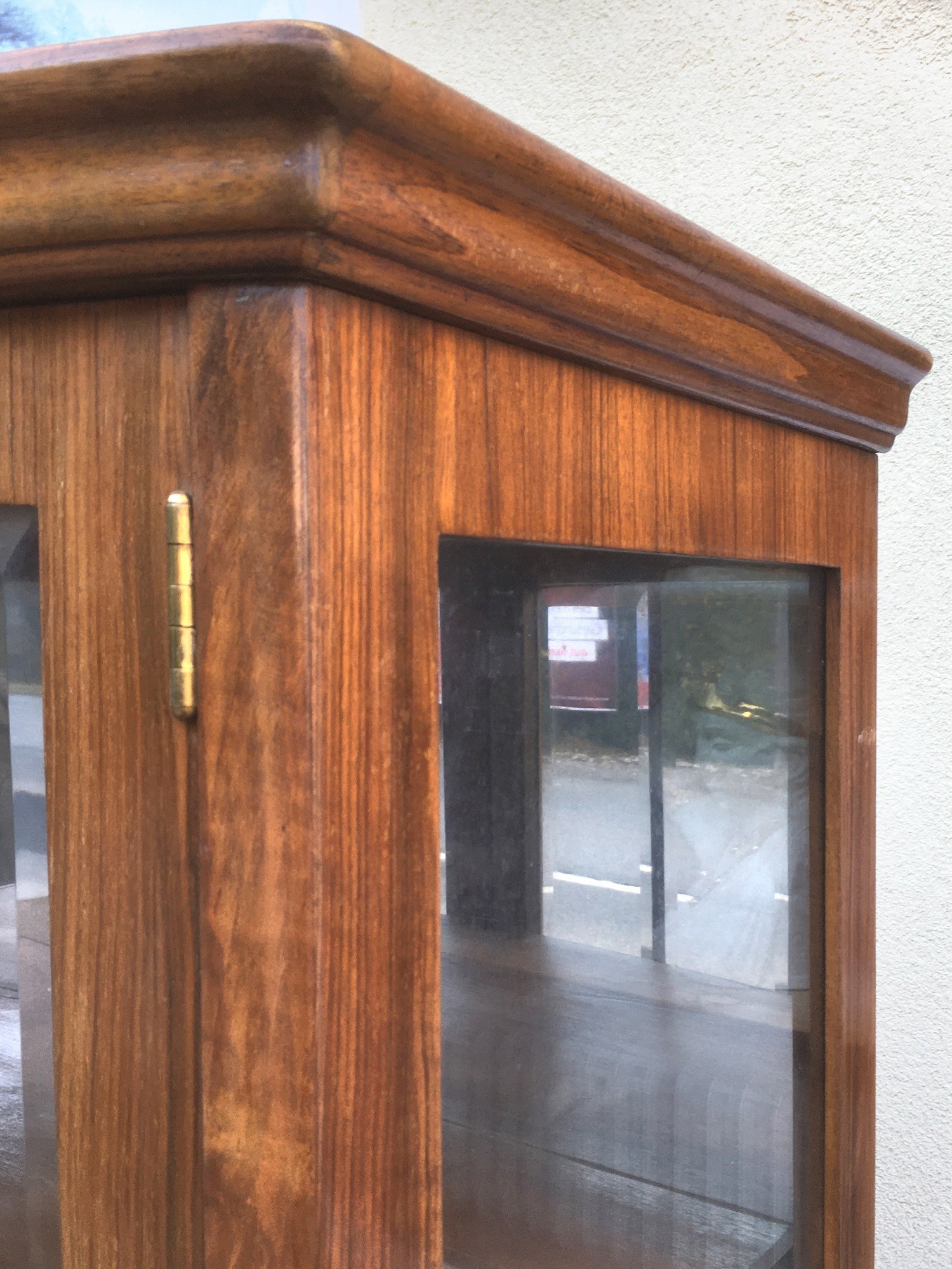 Vitrine Schrankvitrine Vitrinenschrank antik Schrank Art Deco Jugendstil dreiseitig verglast