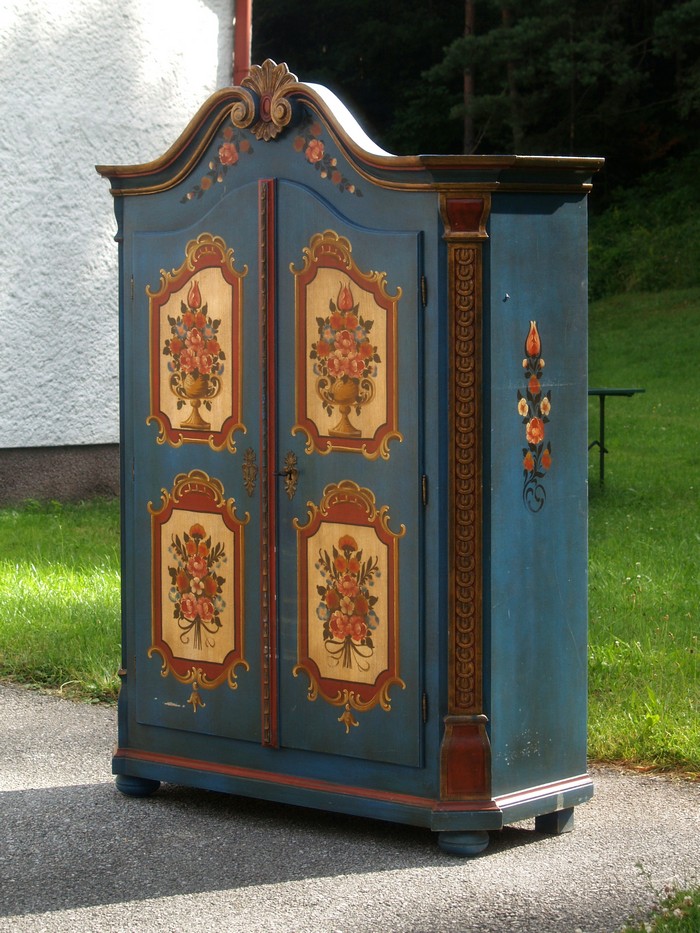 Bauernschrank antik Barock handbemalt