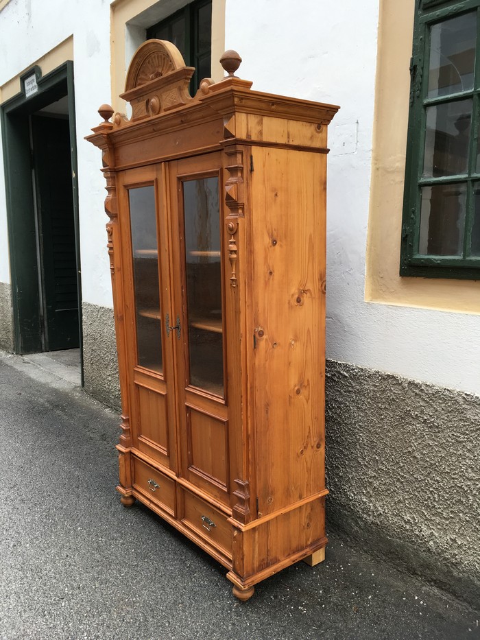 Buecherschrank Gruenderzeit