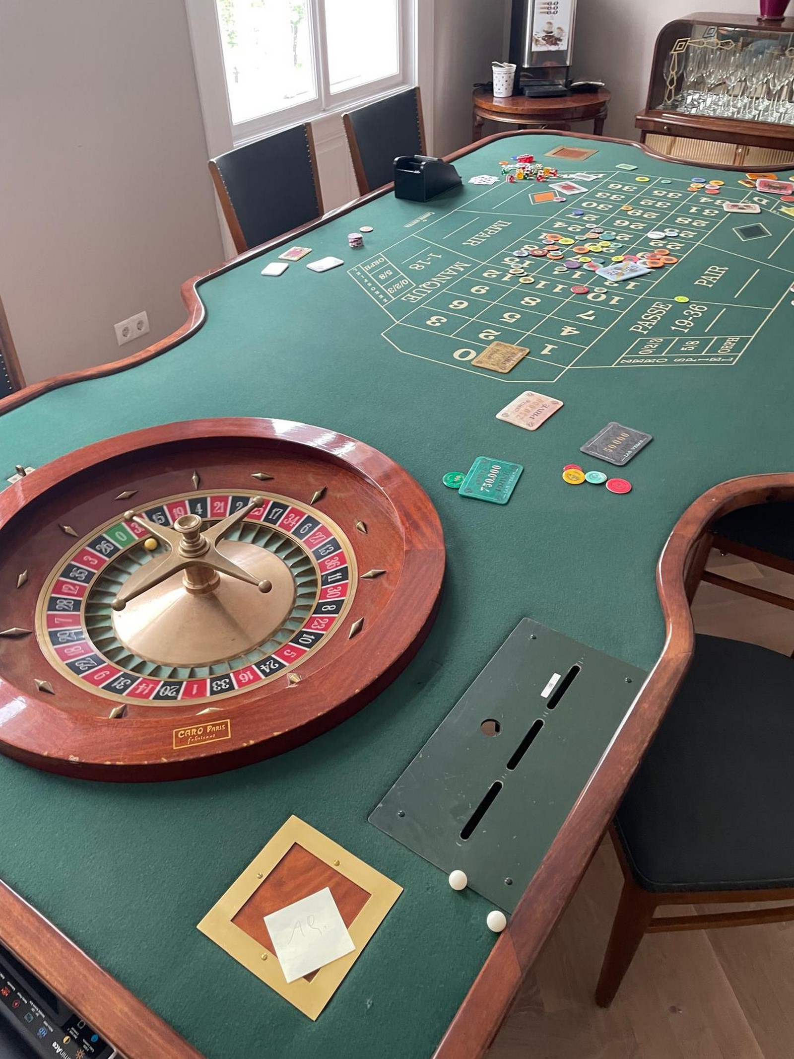 Spieltisch antik Casino Roulette Kessel Caro Paris