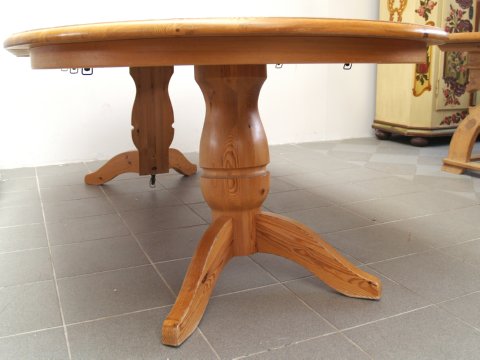 Vollholz Tisch ausziehbar