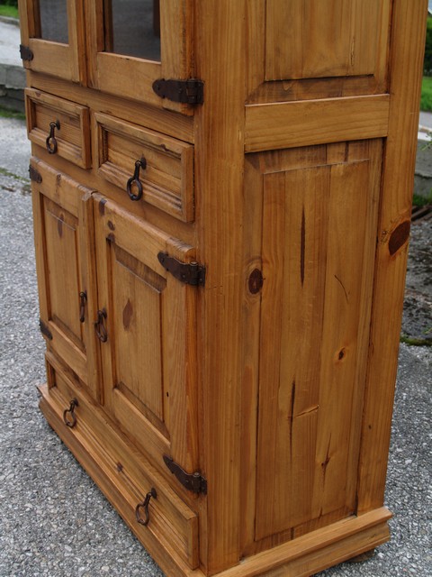 Schrank Pinie Vitrine