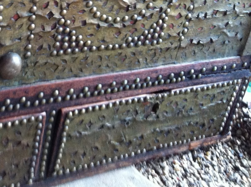 antike Truhe Messing