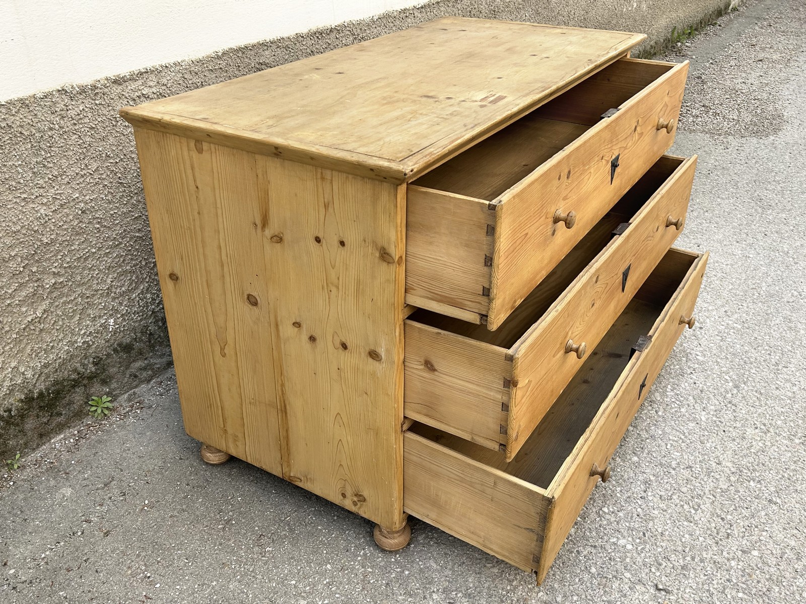 Bauernmöbel restaurierte Bauernkommode Fichte Massivholz.Bauernschrank Antik