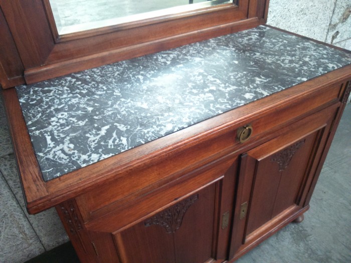 Kommode Marmorplatte