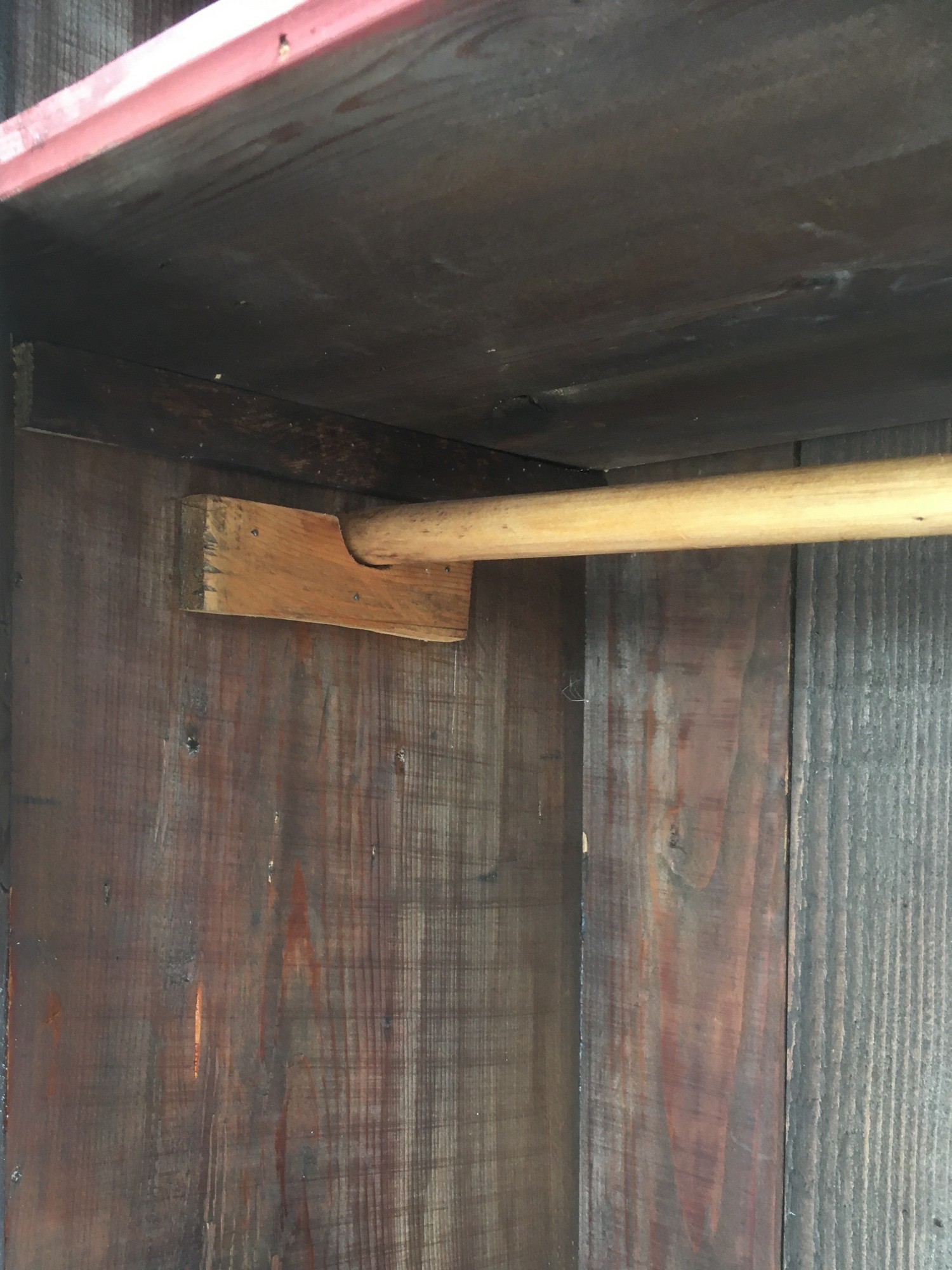Bauernschrank Schrank aus Altholz bemalt sakrale Bildmotive
