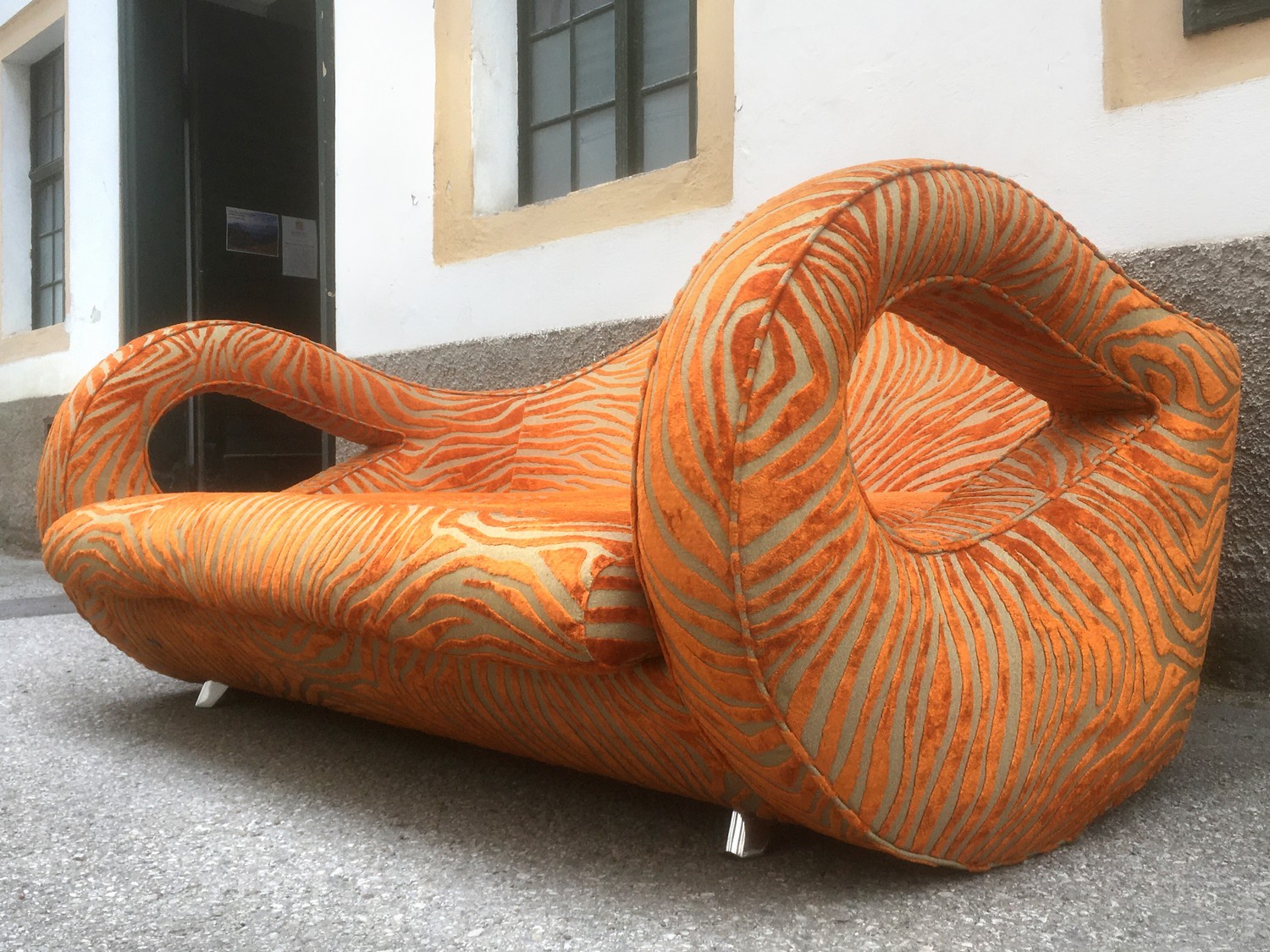 Bretz Sofa Slowrider Zebra Orange achtsam gebrauchtes Designermöbel Tangerine