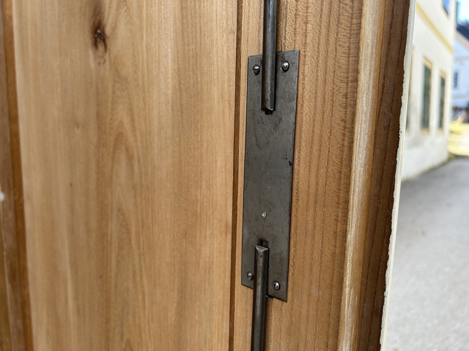 Jugendstil Dielenschrank Vintage Kleiderschrank weiß Massivholz Shabby Chic Mädchenzimmer