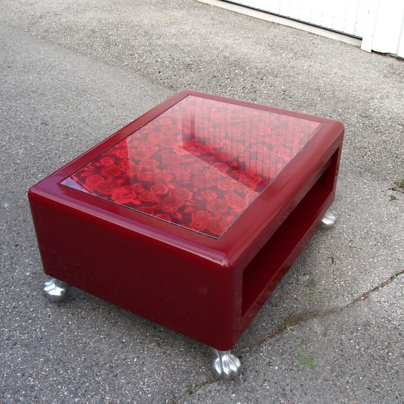 Bretz Couchtisch rot