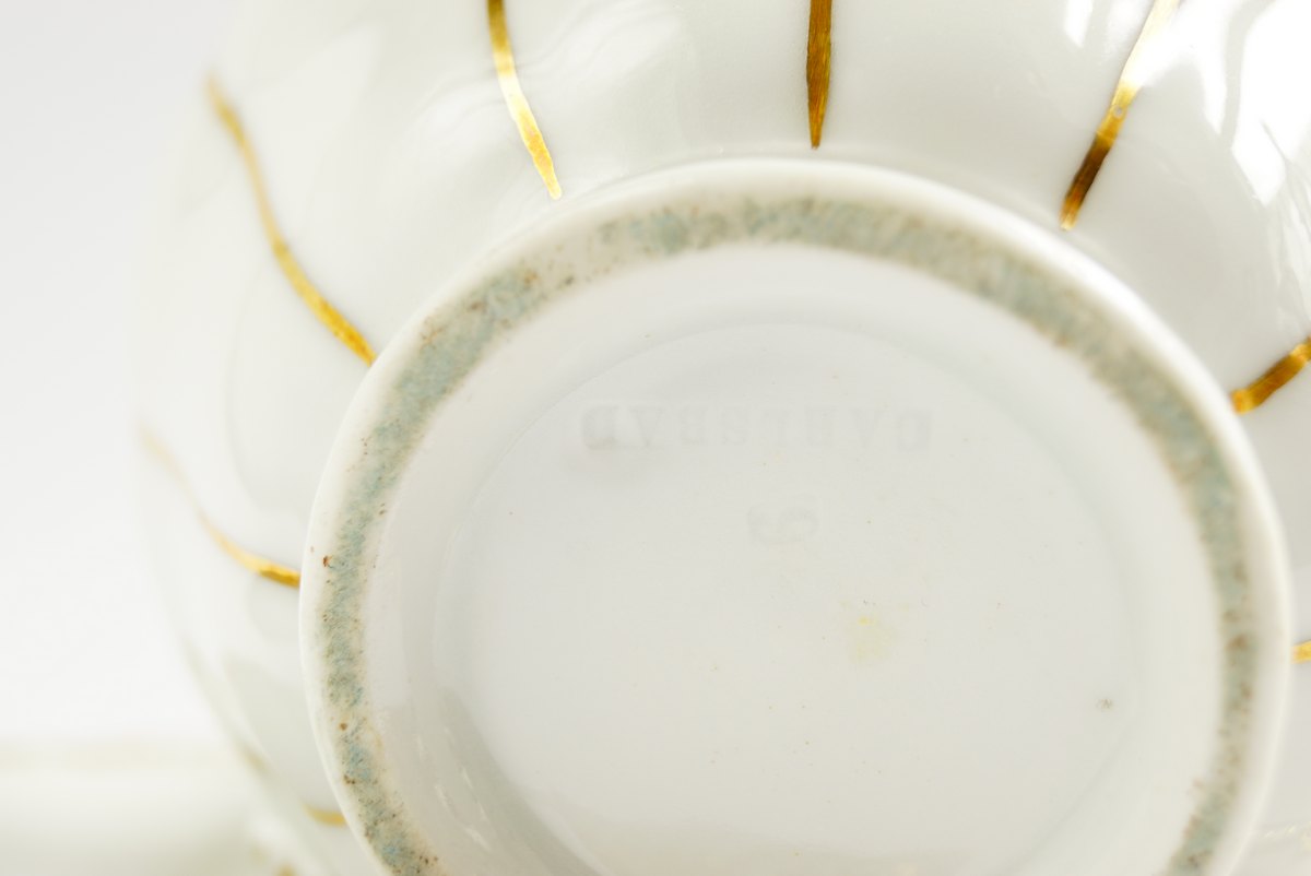 Unterglasurpressmarke CARLSBAD antikes Porzellan Biedermeier