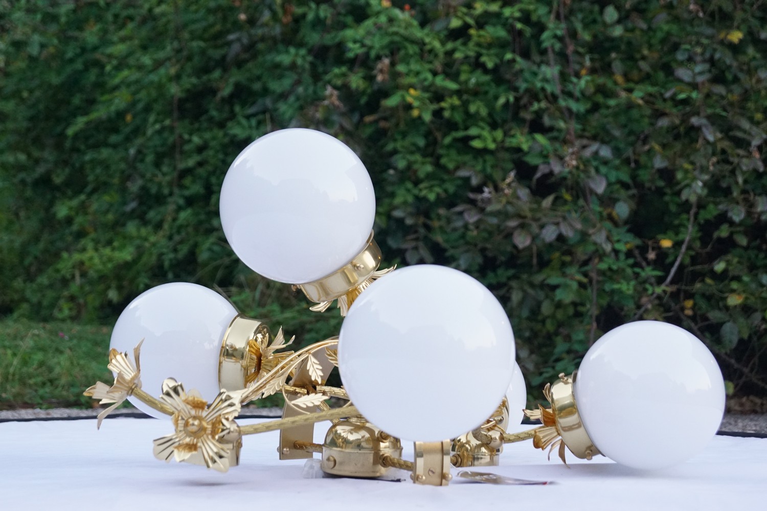 Deckenlampe Orion Wien Wandlampe goldener Leuchter Glaskugeln