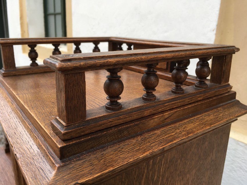 Historismus Aufsatzschreibtisch