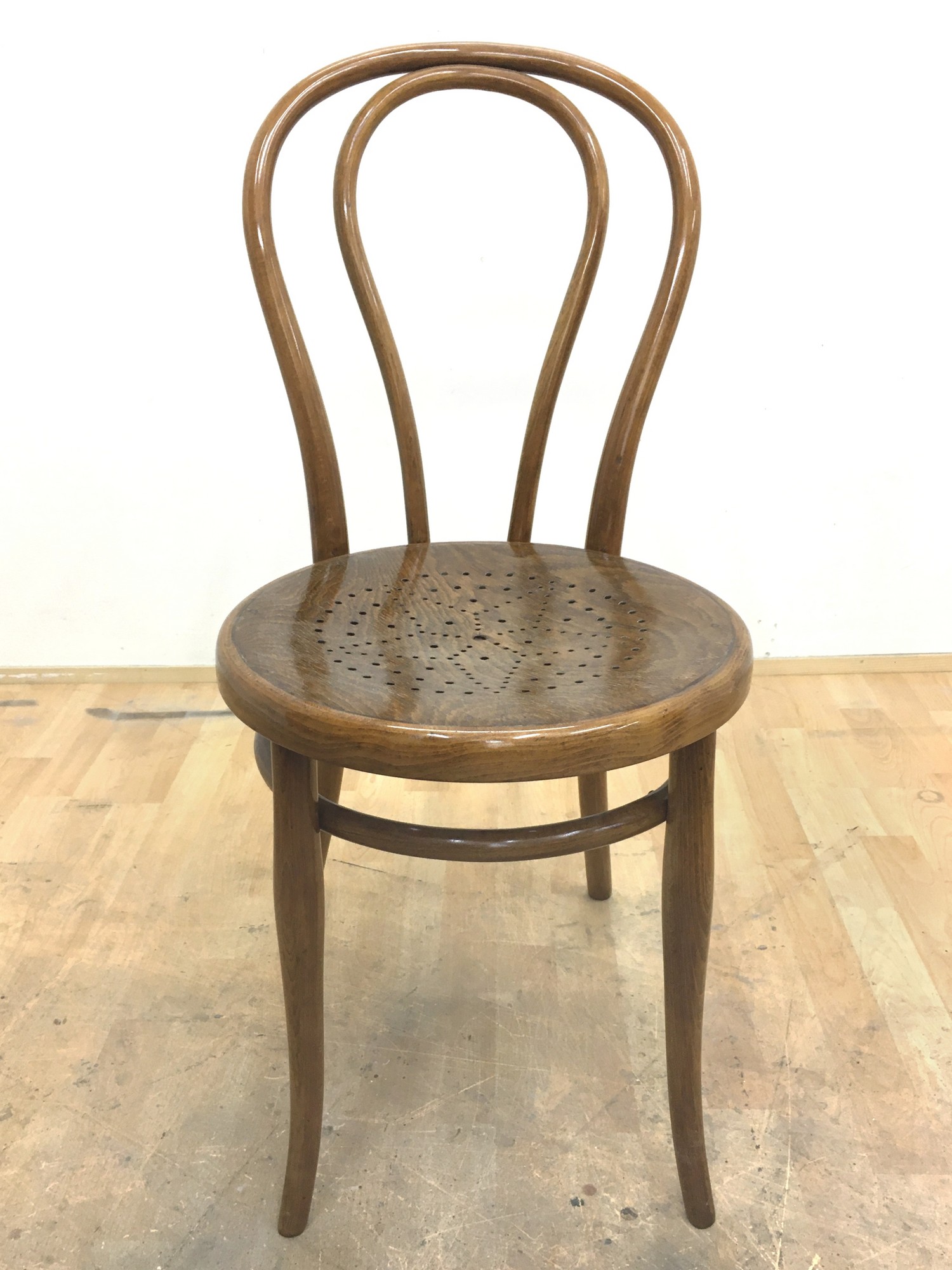 Thonet Stuhl restauriert