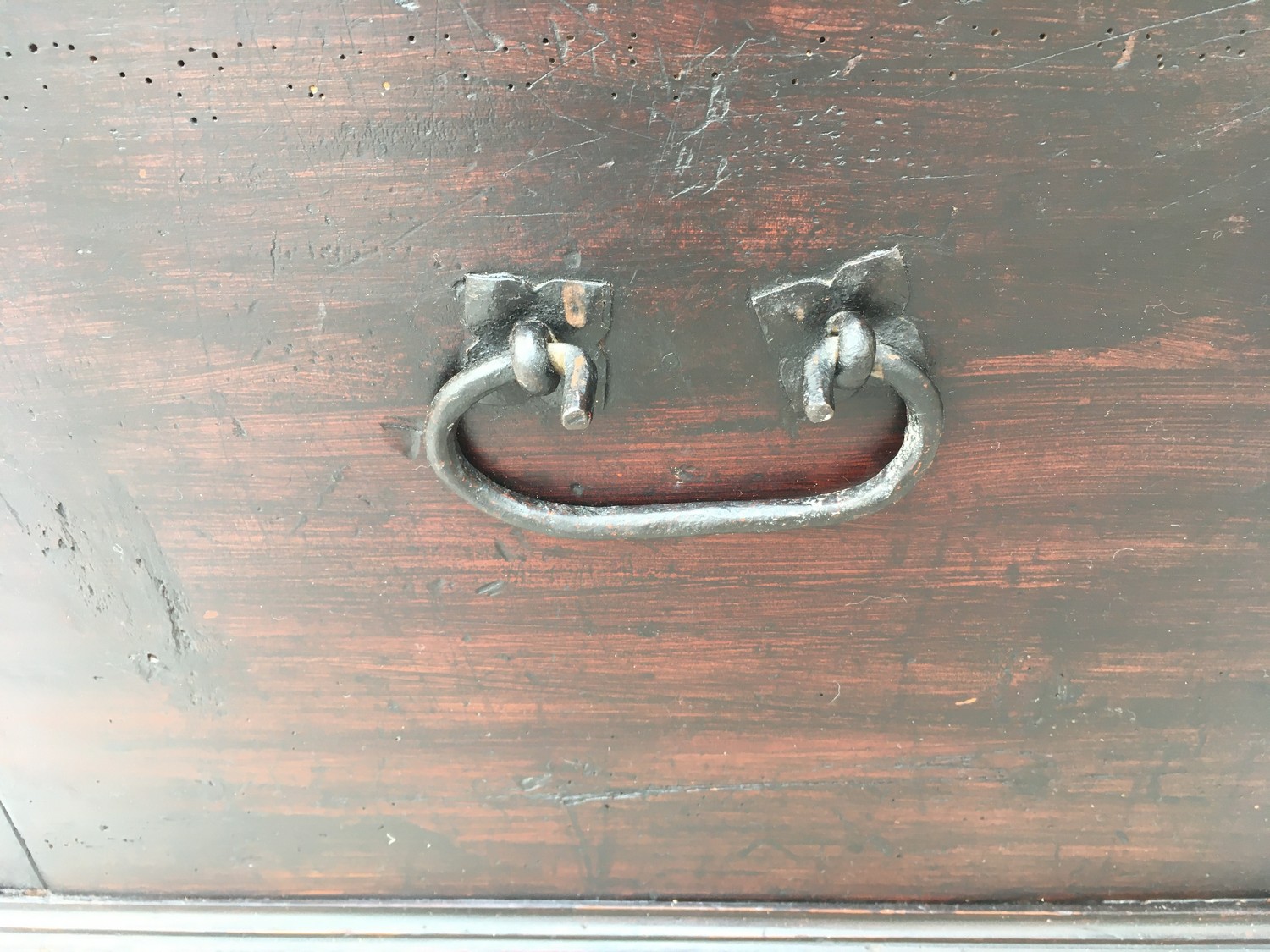 Herrschaftliche Truhe Kommode antik Zirbe massiv ca. 1700 - 1750 restauriert