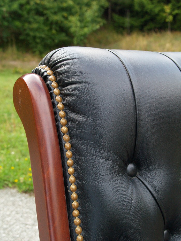 Chesterfield schwarz Sessel
