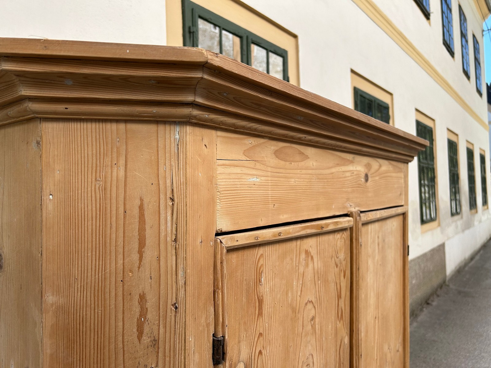 Bauernschrank Kasten Kleiderschrank Weichholz Landhaus alt antik