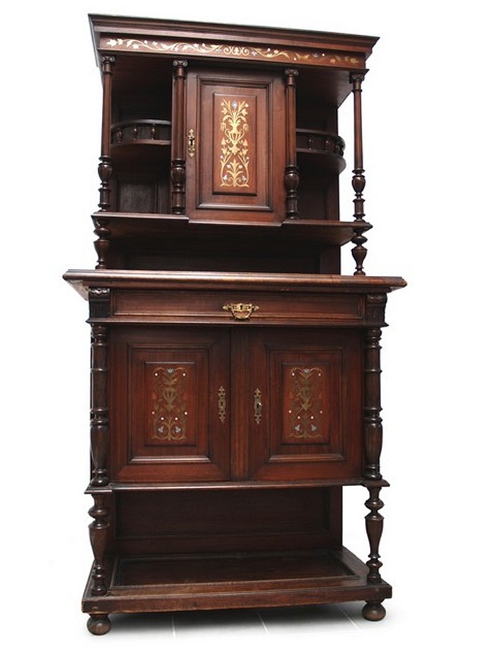 Wohnzimmerschrank antik