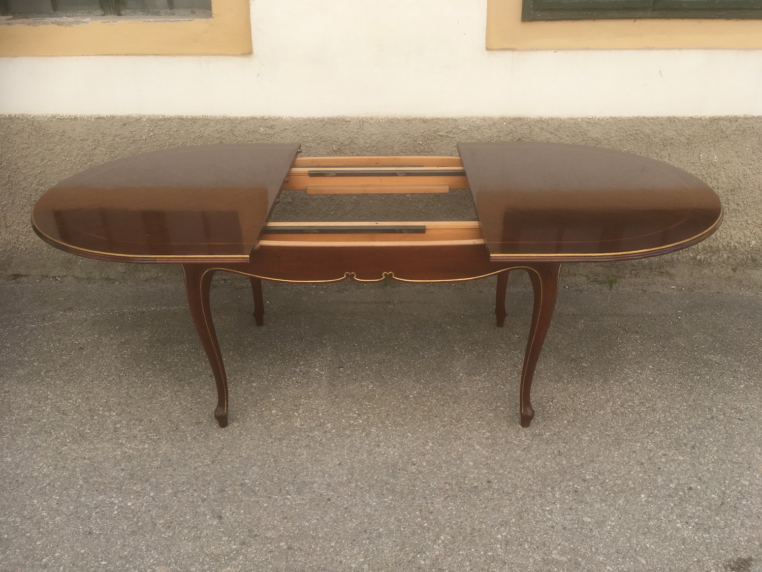 Esstisch ausziehbar großer Tisch