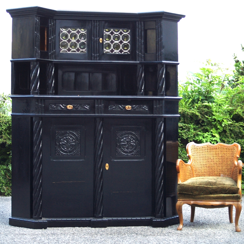 Großer Schrank noir Bücherschrank schwarz Jugendstil Schrank schwarz Jugendstil