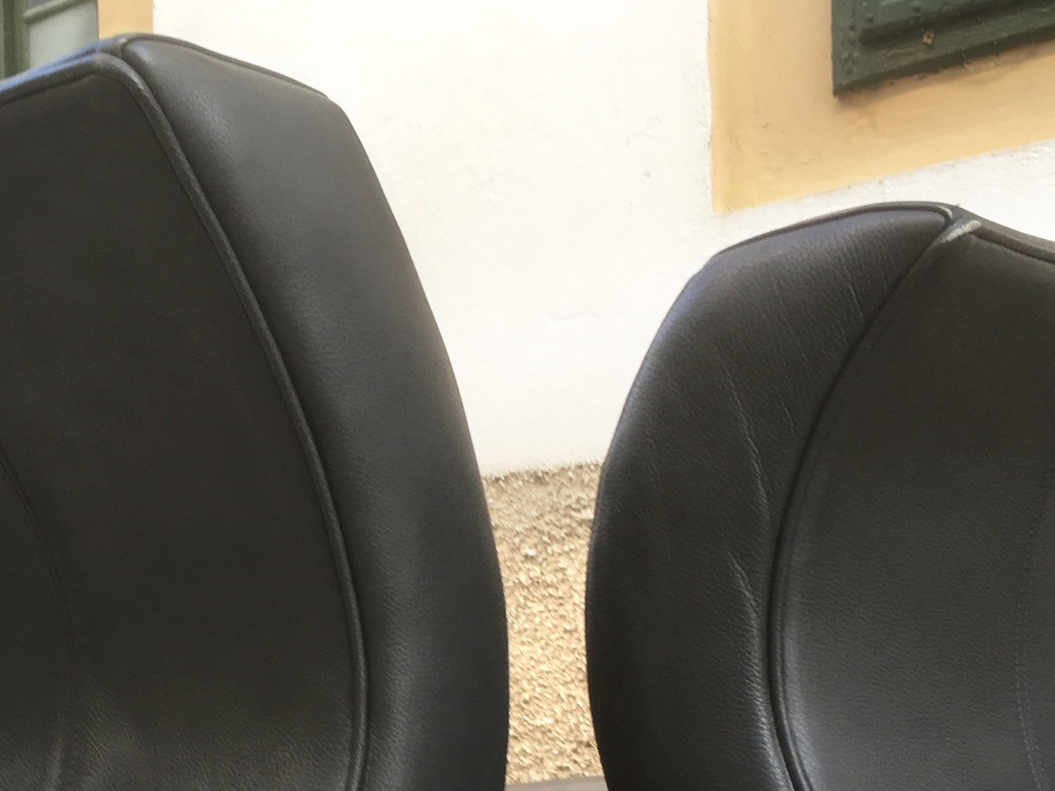 bretz moon sessel leder schwarz designklassiker möbel shop vintage