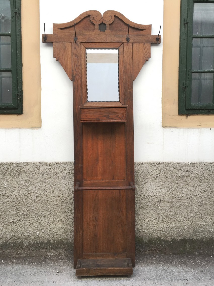 Garderobenwand antik