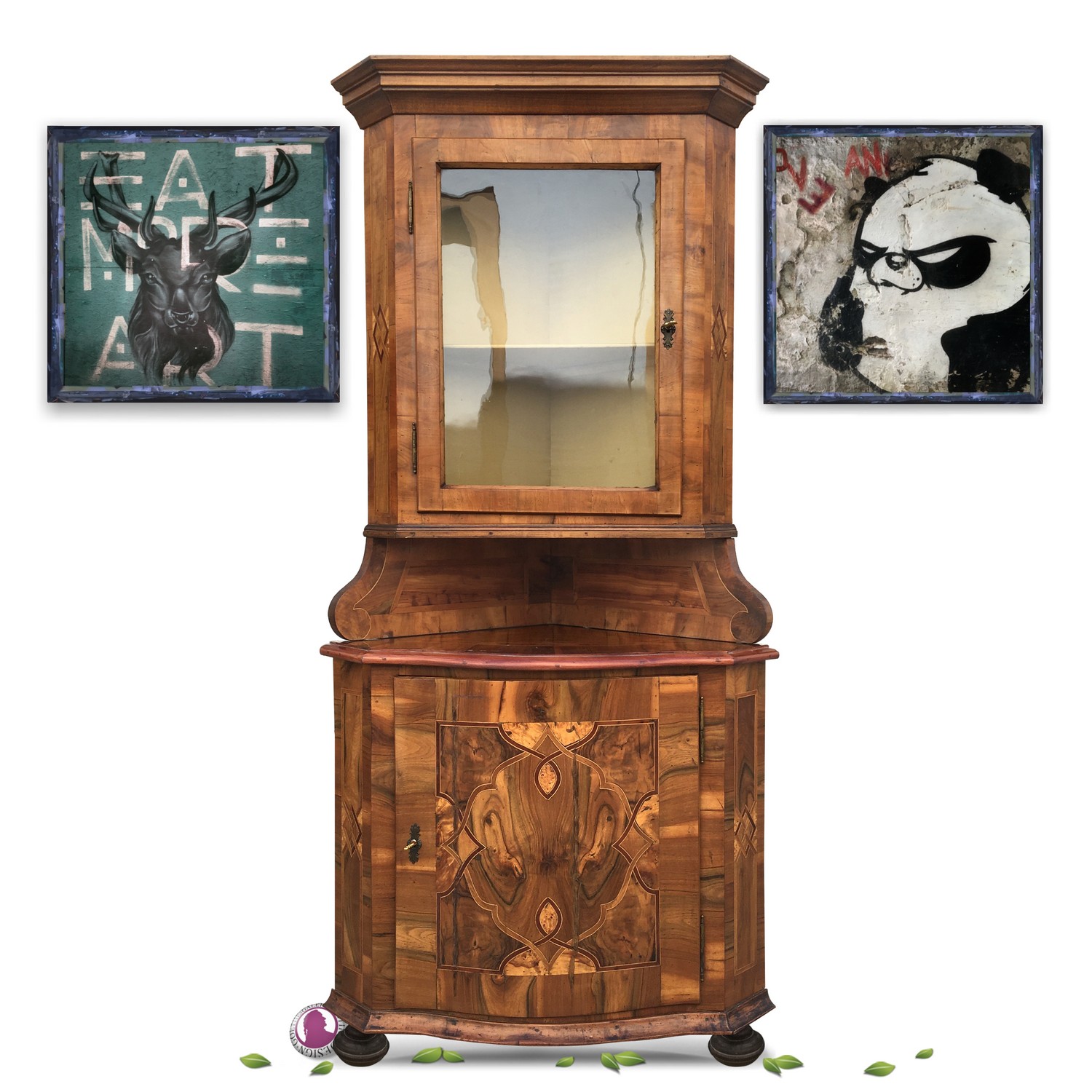 Vitrine Eckvitrine Eckschrank Barockstil Antik Nussholzfurnier Intarsien Edelteil