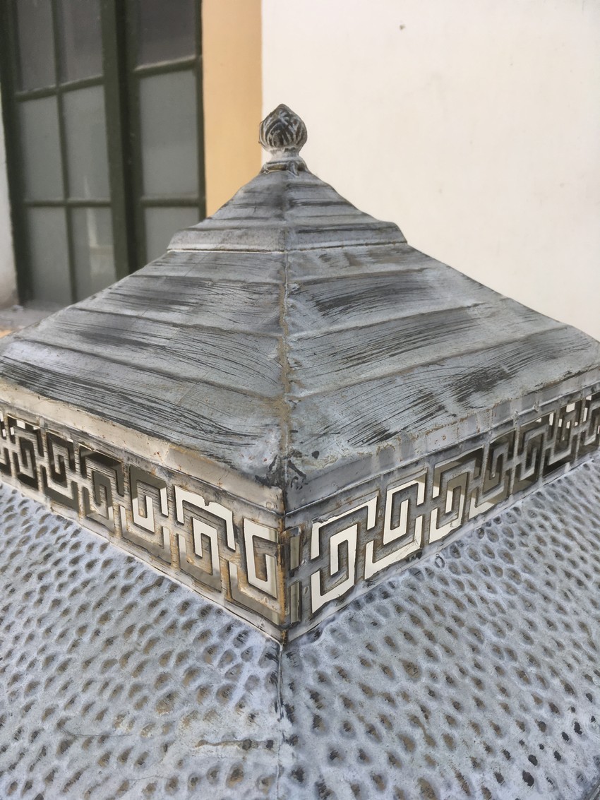 Laternenschrank groß creme Shabby Chic Landhausstil Holz Vitrine