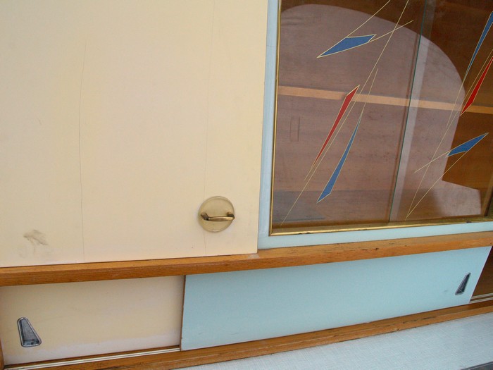 Küchenschrank pastell